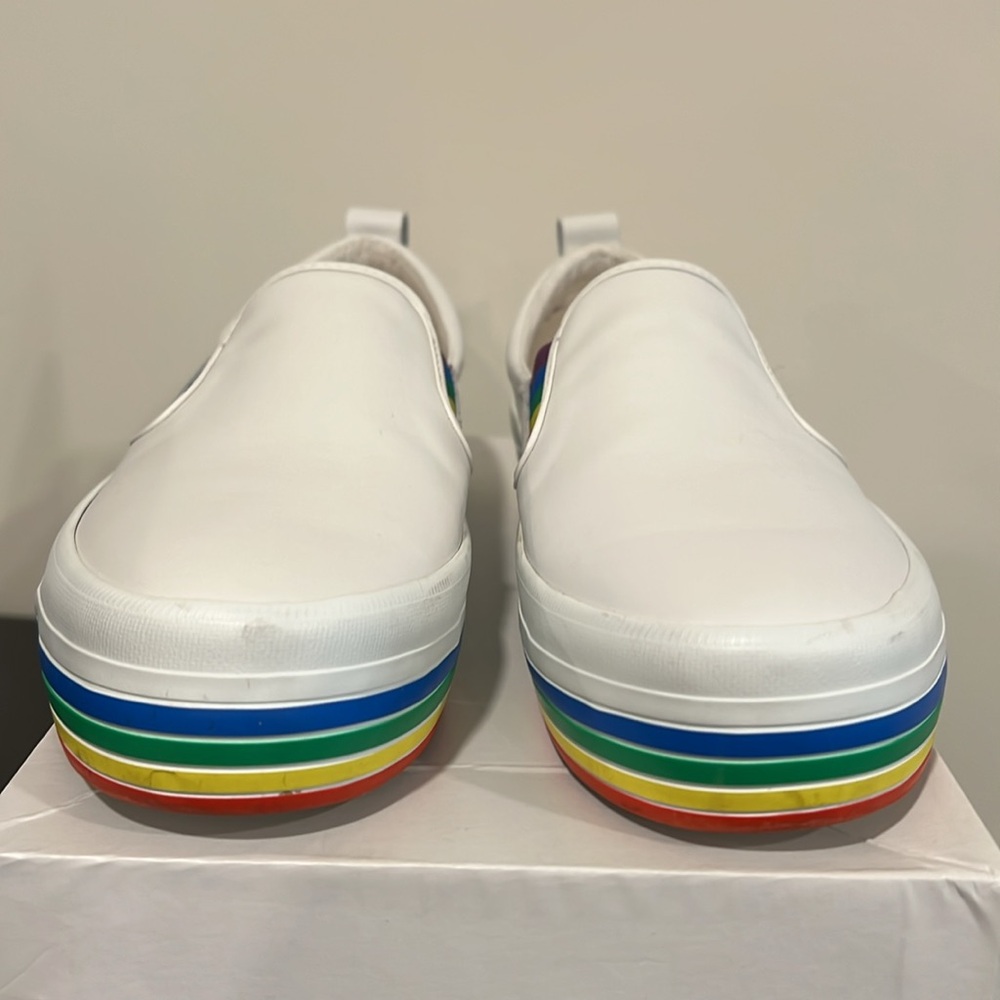 Sperry White Slip-On Sneakers with Rainbow Sole Size 7.5 - Picture 10 of 12